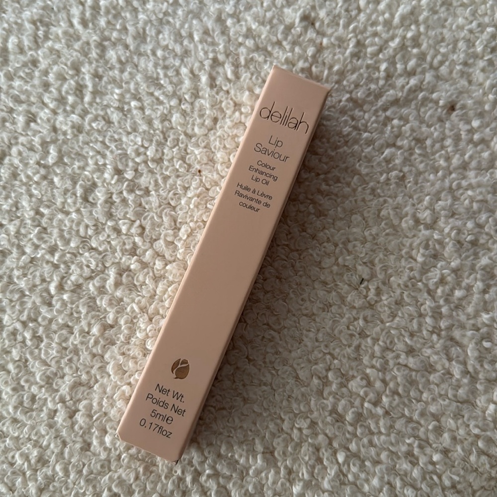 New Delilah Lip Saviour Colour Enhancing Lip Oil